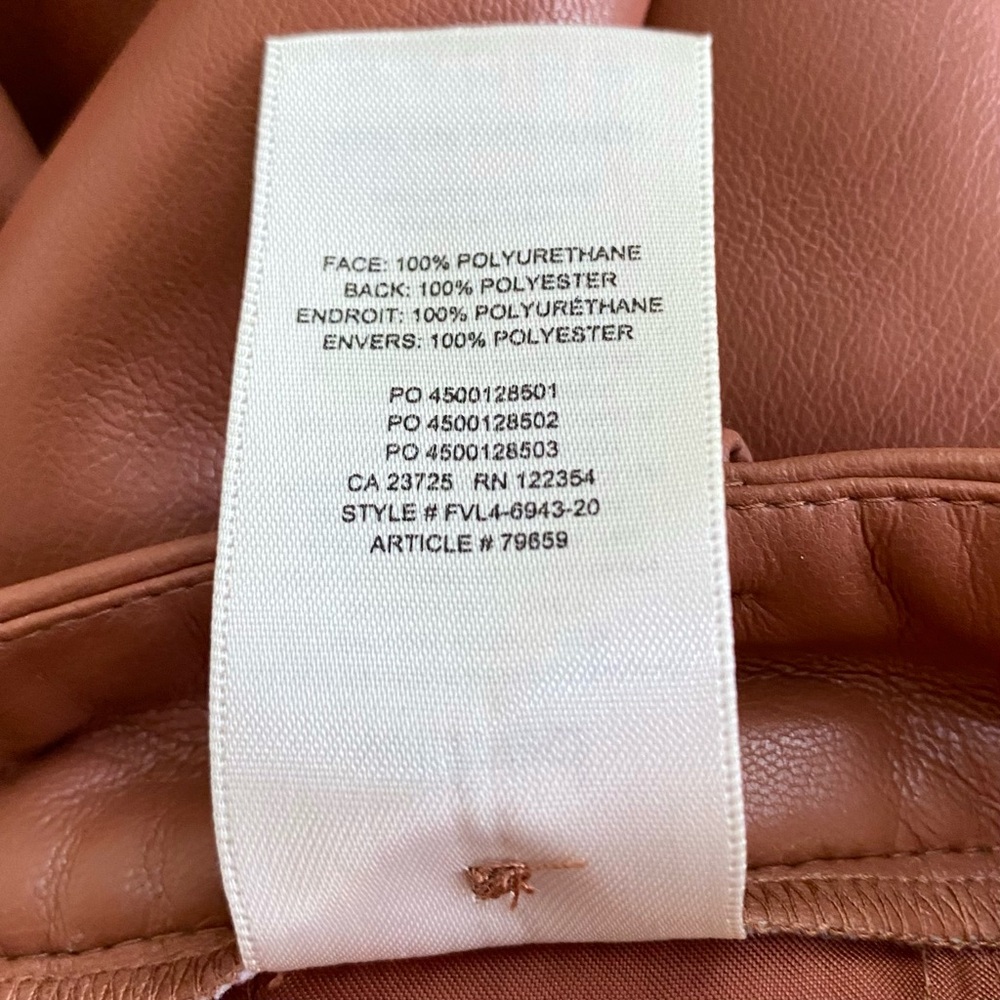 Aritzia Babaton Limerick high-waisted vegan leather shorts. 🤎 - Picture 6 of 6